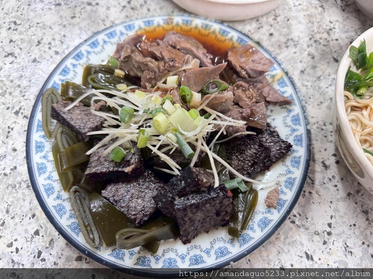 食記-台北市萬華區阿芬麵店巷弄內賣到深夜的古早味麵店,
