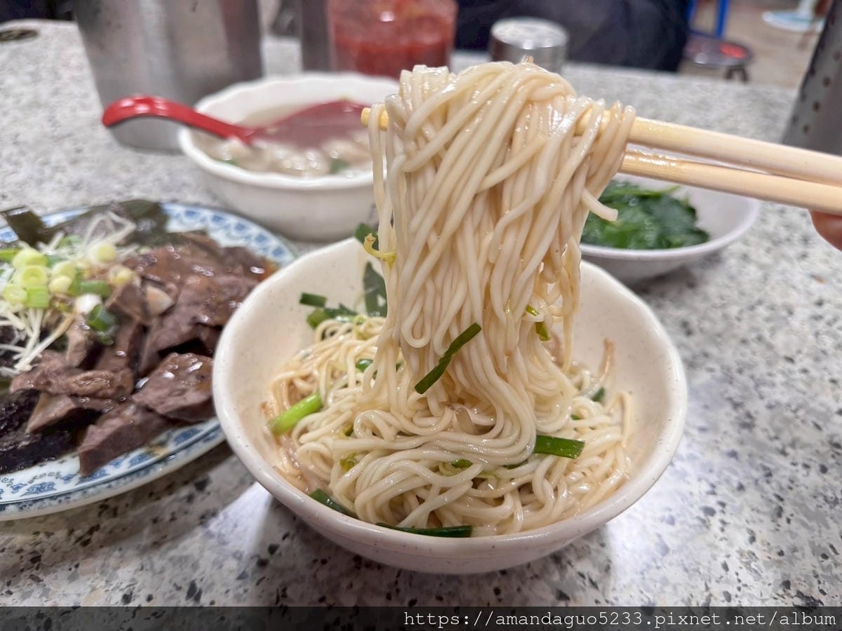 食記-台北市萬華區阿芬麵店巷弄內賣到深夜的古早味麵店,