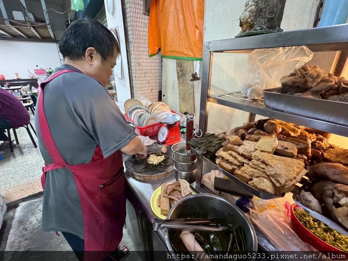 食記-台北市萬華區阿芬麵店巷弄內賣到深夜的古早味麵店,