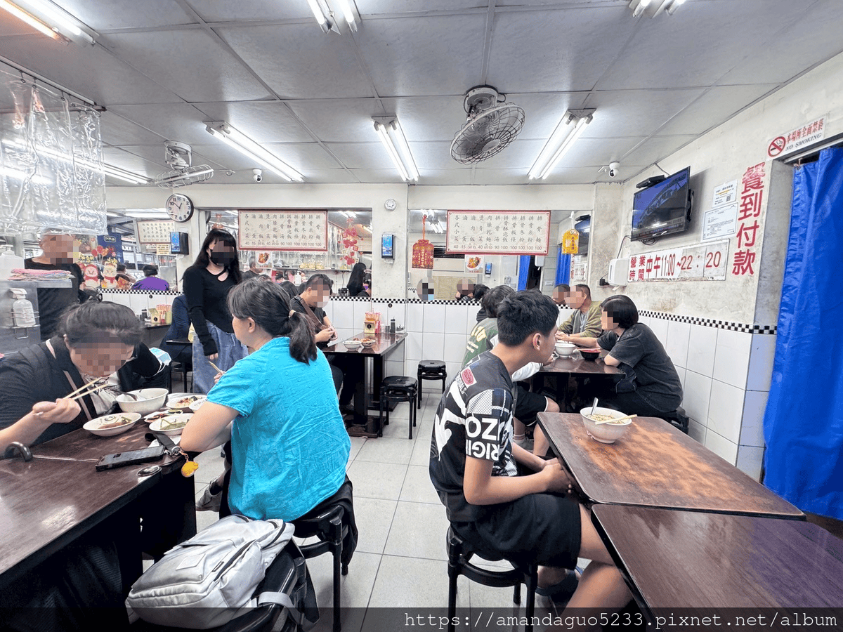 食記-台北市萬華區楊排骨酥麵西門町老字號古早味排骨酥麵