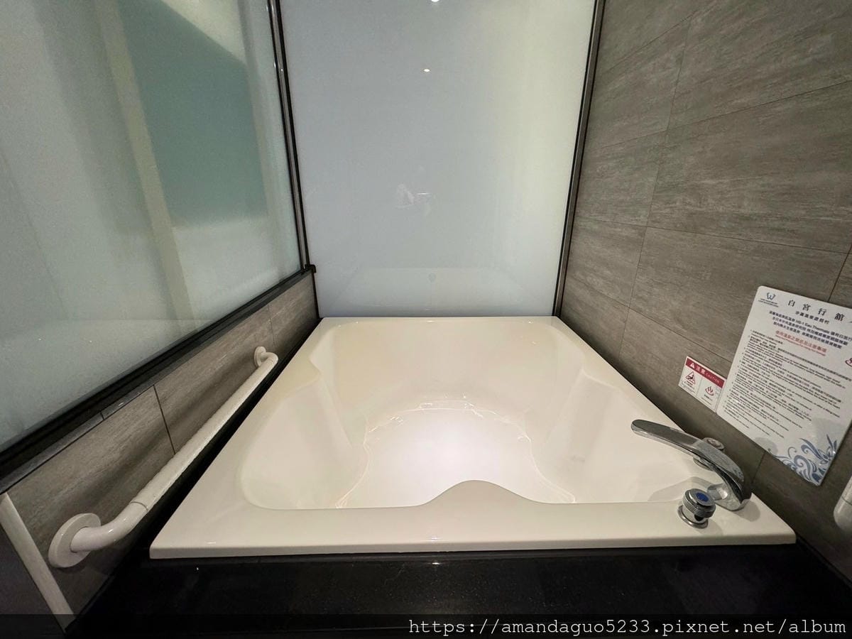 住宿-新北市萬里區白宮行館沙灘溫泉度假村打開門就可以直 住宿-新北市萬里區白宮行館沙灘溫泉度假村打開門就可以直