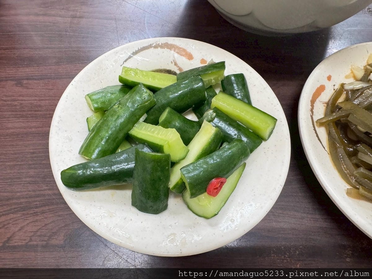 食記-台北市萬華區采宏牛肉麵24H無休百元牛肉麵店,平
