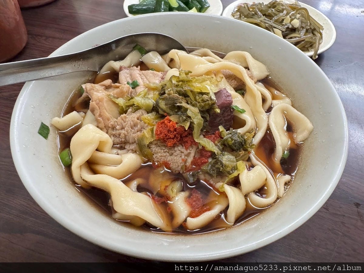 食記-台北市萬華區采宏牛肉麵24H無休百元牛肉麵店,平