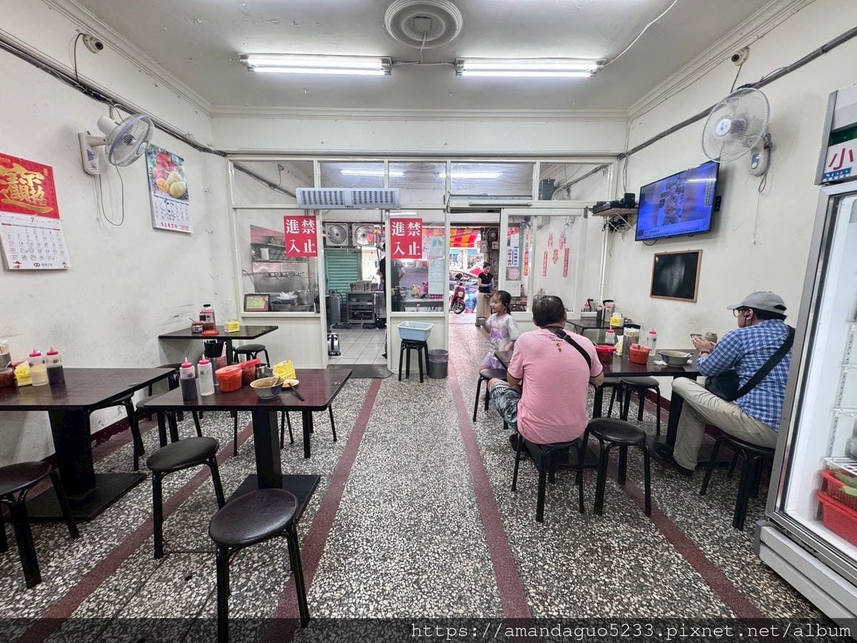 食記-台北市萬華區采宏牛肉麵24H無休百元牛肉麵店,平