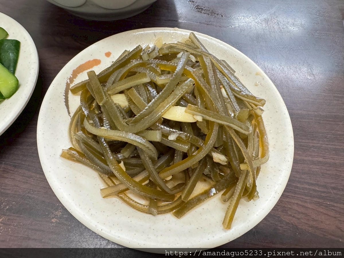 食記-台北市萬華區采宏牛肉麵24H無休百元牛肉麵店,平