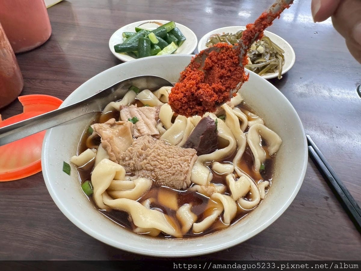 食記-台北市萬華區采宏牛肉麵24H無休百元牛肉麵店,平
