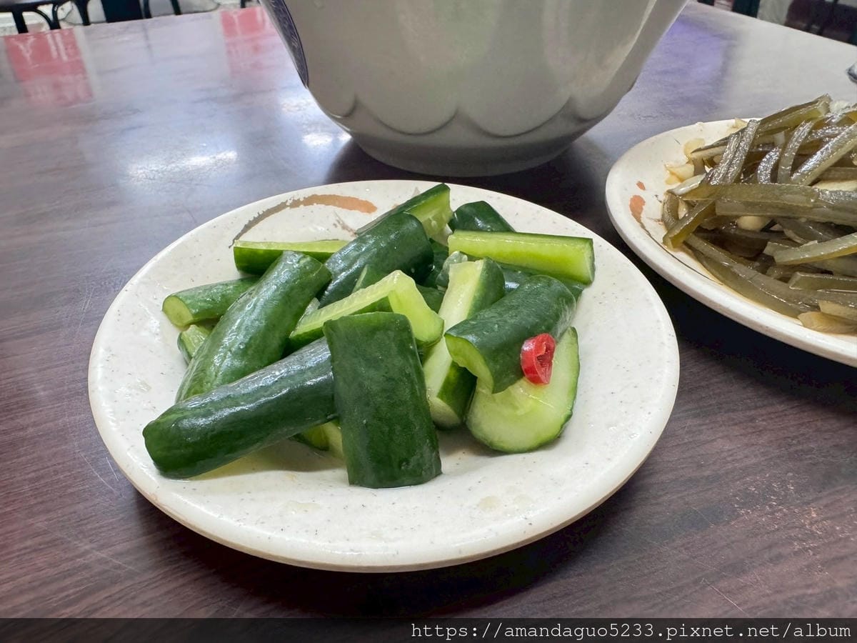 食記-台北市萬華區采宏牛肉麵24H無休百元牛肉麵店,平