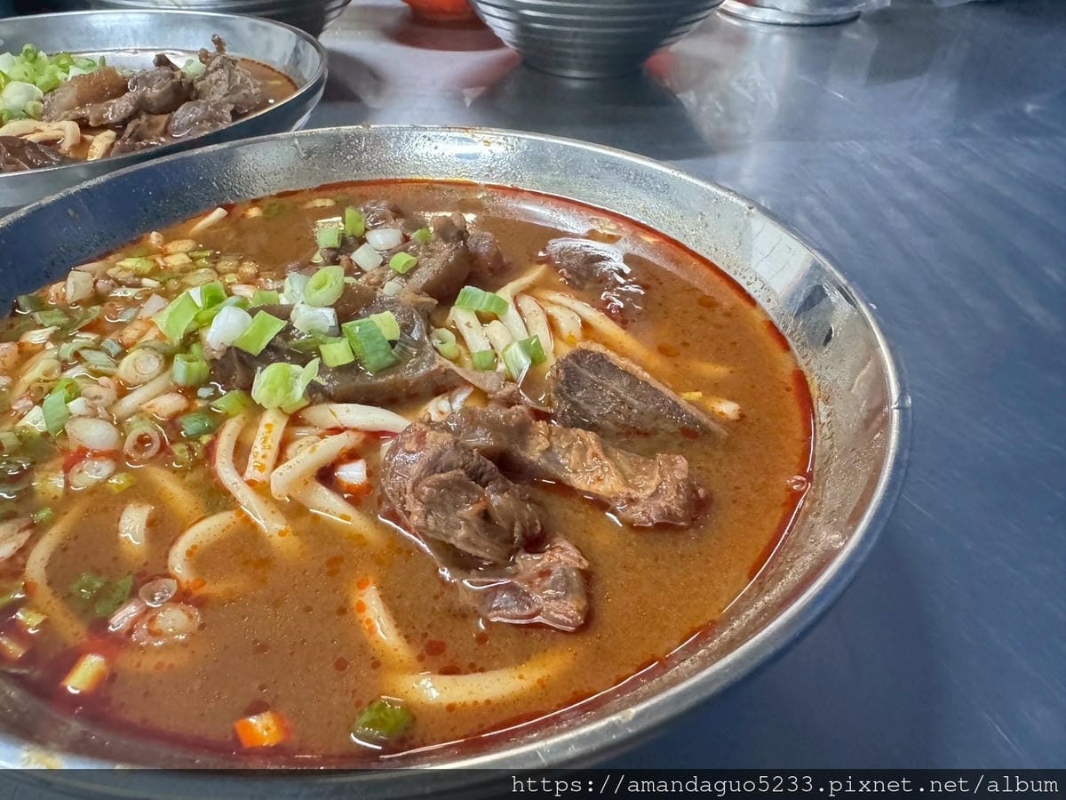 食記-桃園市中壢區永川牛肉麵中壢60年招牌川辣牛肉麵,