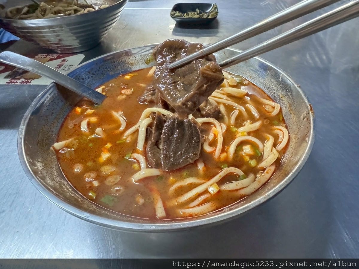 食記-桃園市中壢區永川牛肉麵中壢60年招牌川辣牛肉麵,