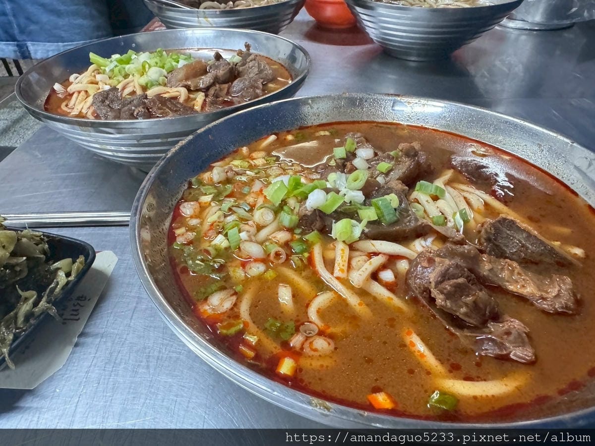 食記-桃園市中壢區永川牛肉麵中壢60年招牌川辣牛肉麵,