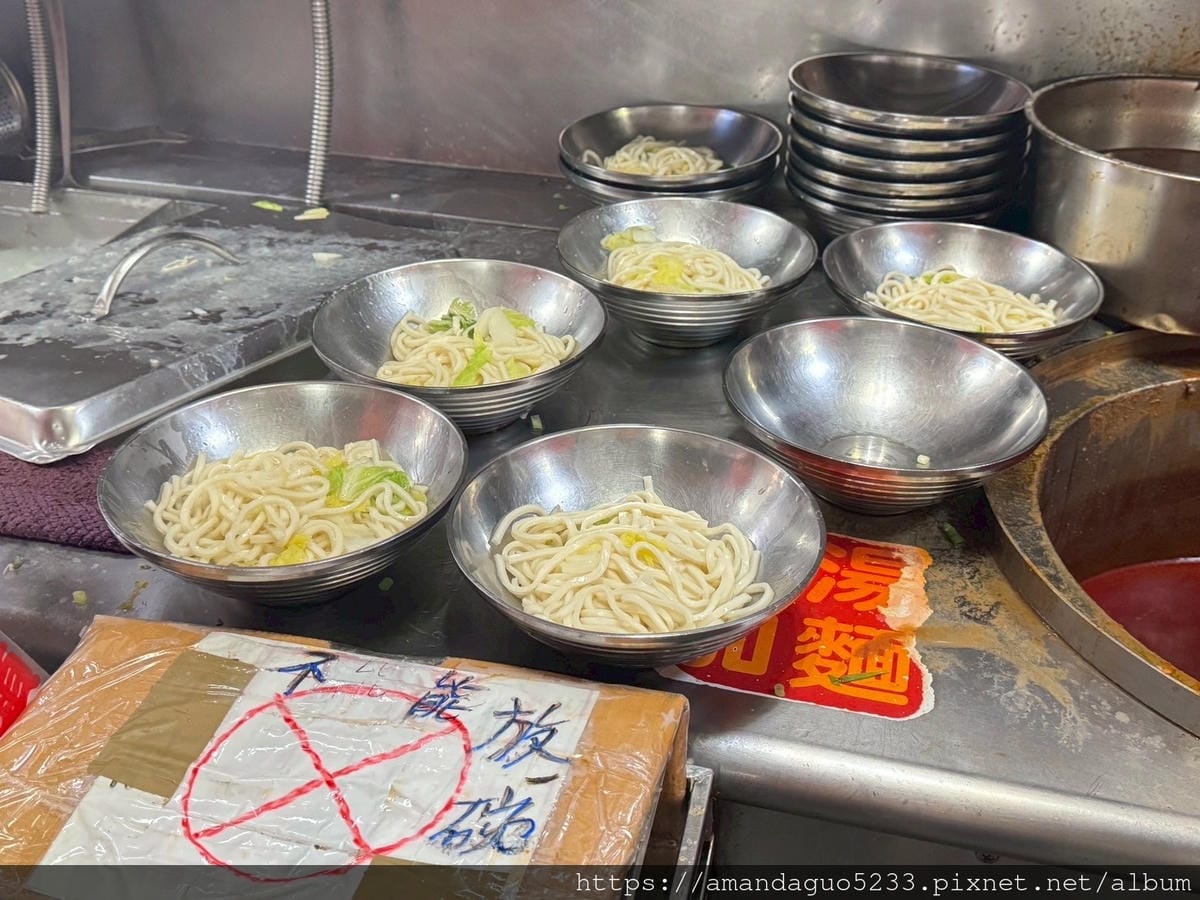 食記-桃園市中壢區永川牛肉麵中壢60年招牌川辣牛肉麵,