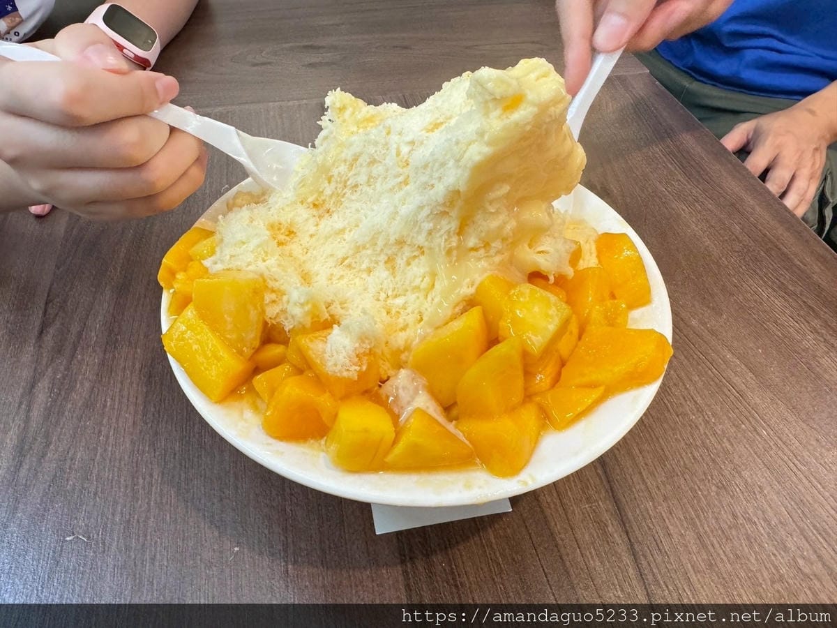 食記-桃園市平鎮區鉅大自助冰城一年只營業七個月的人氣冰 食記-桃園市平鎮區鉅大自助冰城一年只營業七個月的人氣冰