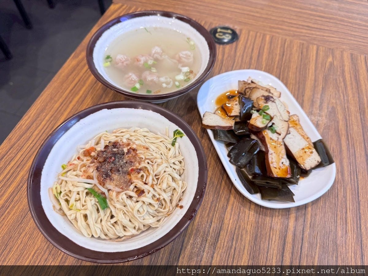 食記-台北市萬華區台南意麵水餃西門町麵食老店,古早味台