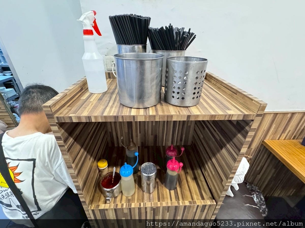 食記-台北市萬華區台南意麵水餃西門町麵食老店,古早味台