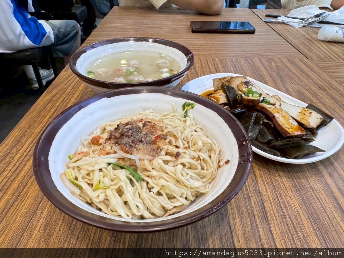 食記-台北市萬華區台南意麵水餃西門町麵食老店,古早味台