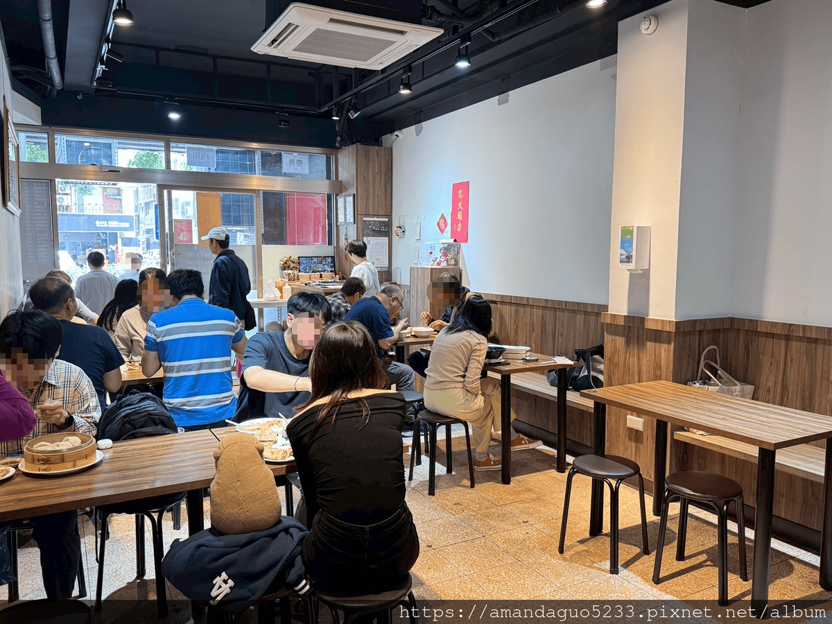 食記- 台北市大同區川畝園麵食館捷運雙連站人氣排隊名店