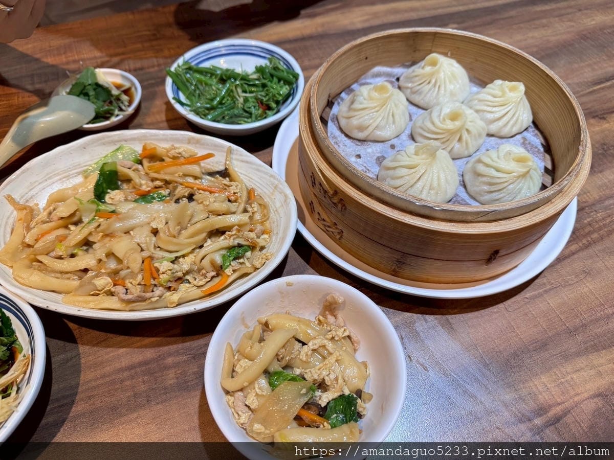 食記- 台北市大同區川畝園麵食館捷運雙連站人氣排隊名店