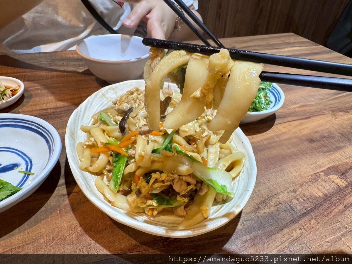 食記- 台北市大同區川畝園麵食館捷運雙連站人氣排隊名店