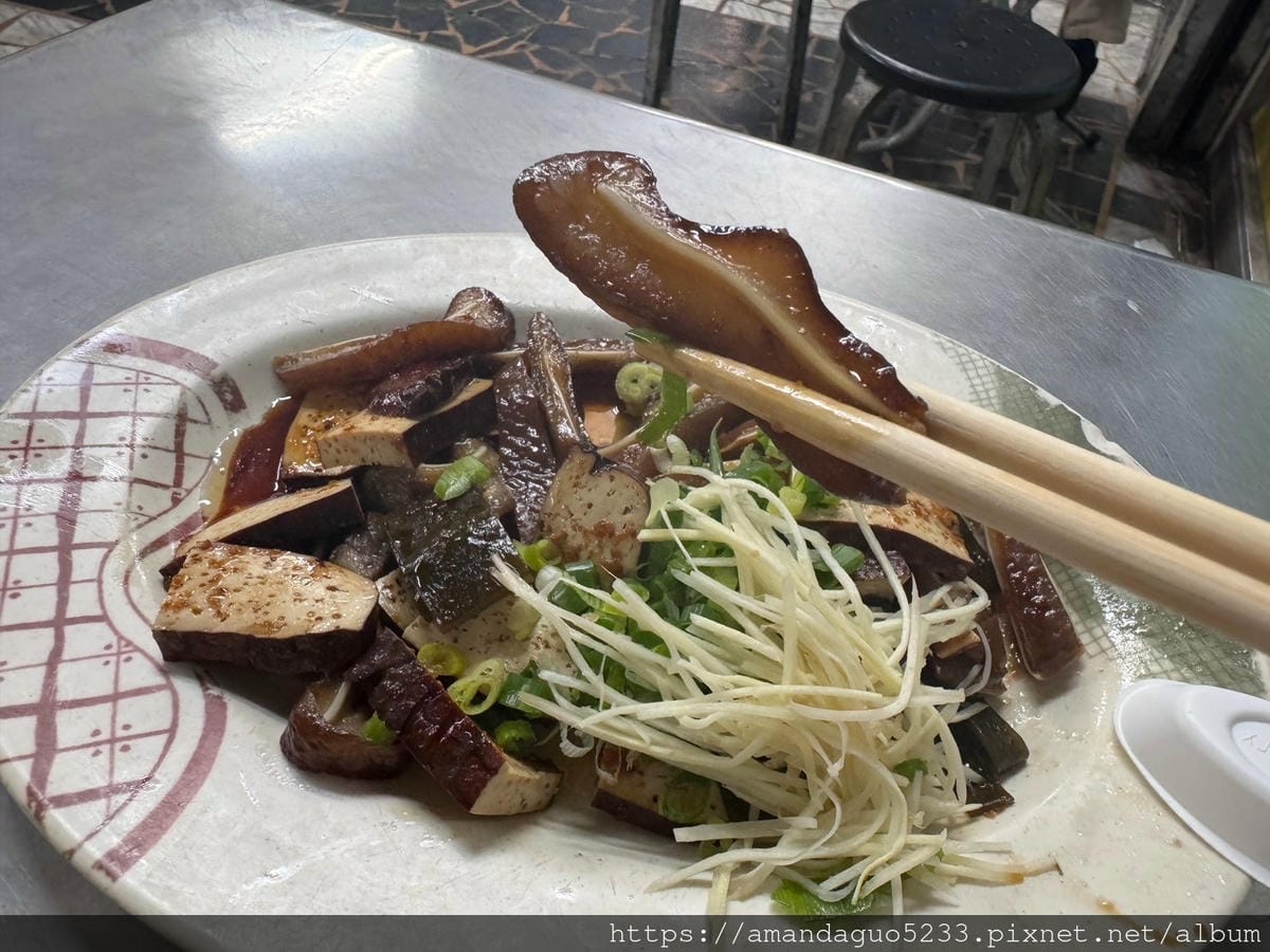 食記-台北市北投區蕭家牛肉麵明德站在地老店牛肉麵,紅燒