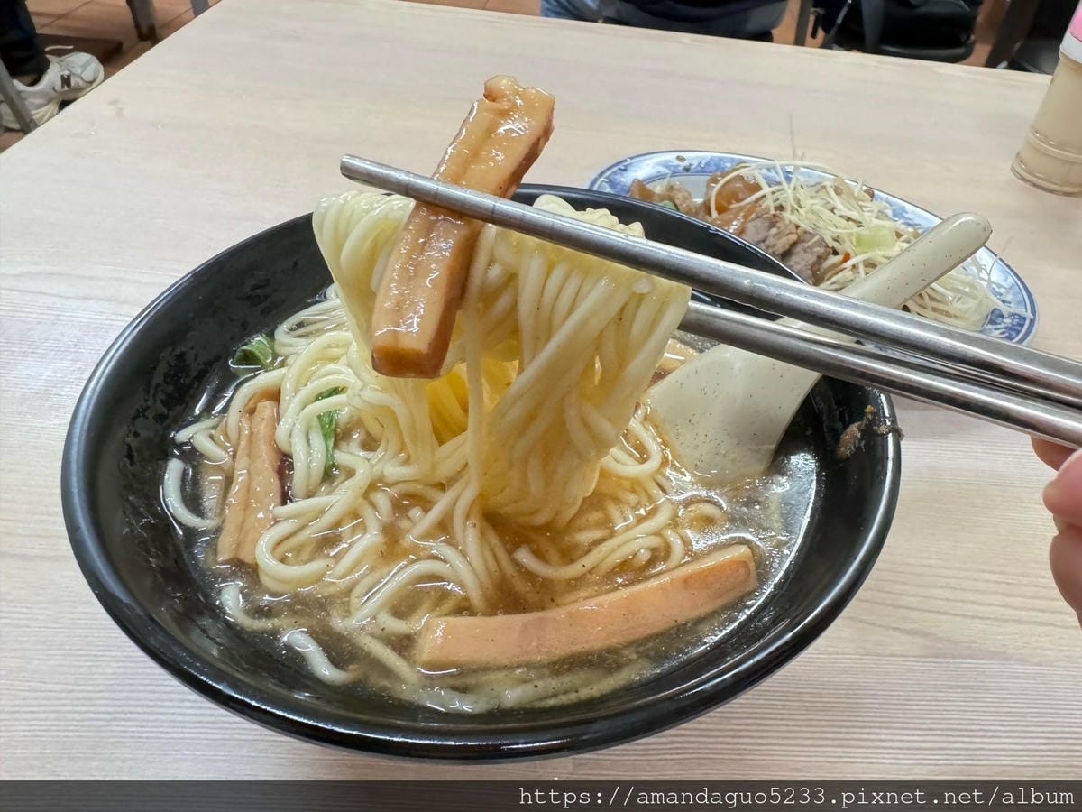 食記- 台北市中山區正原担魷魚羹蚵仔煎中山站巷弄內小吃