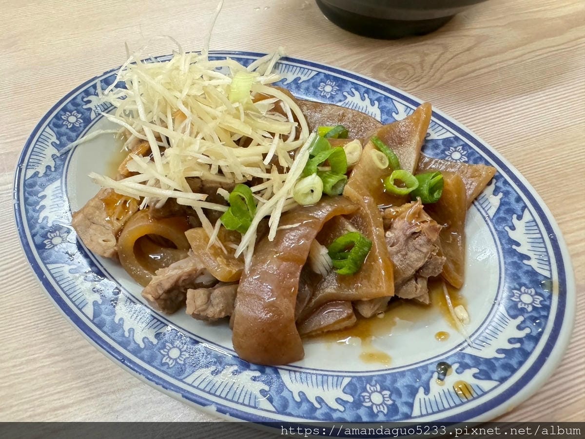 食記- 台北市中山區正原担魷魚羹蚵仔煎中山站巷弄內小吃