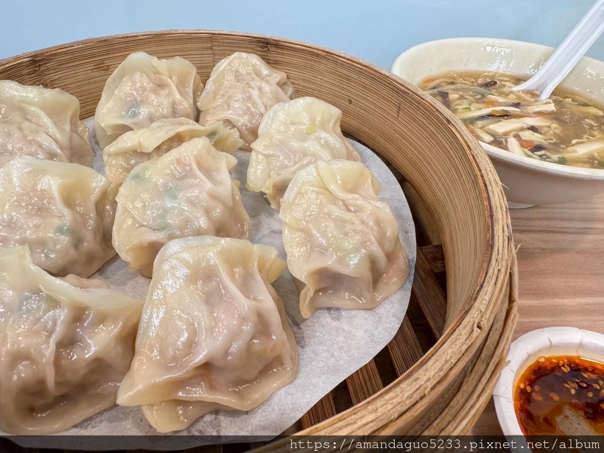 食記-台北市中山區福大蒸餃館中山站人氣蒸餃老店,觀光客