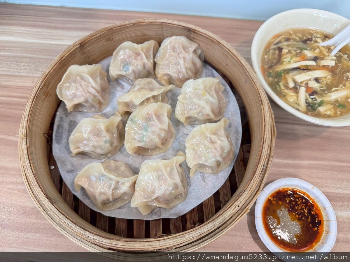 食記-台北市中山區福大蒸餃館中山站人氣蒸餃老店,觀光客