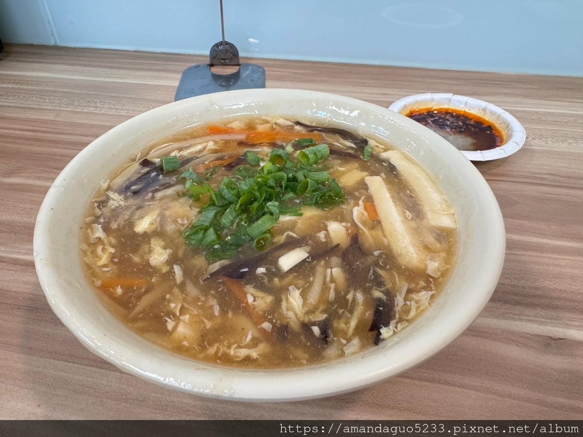 食記-台北市中山區福大蒸餃館中山站人氣蒸餃老店,觀光客