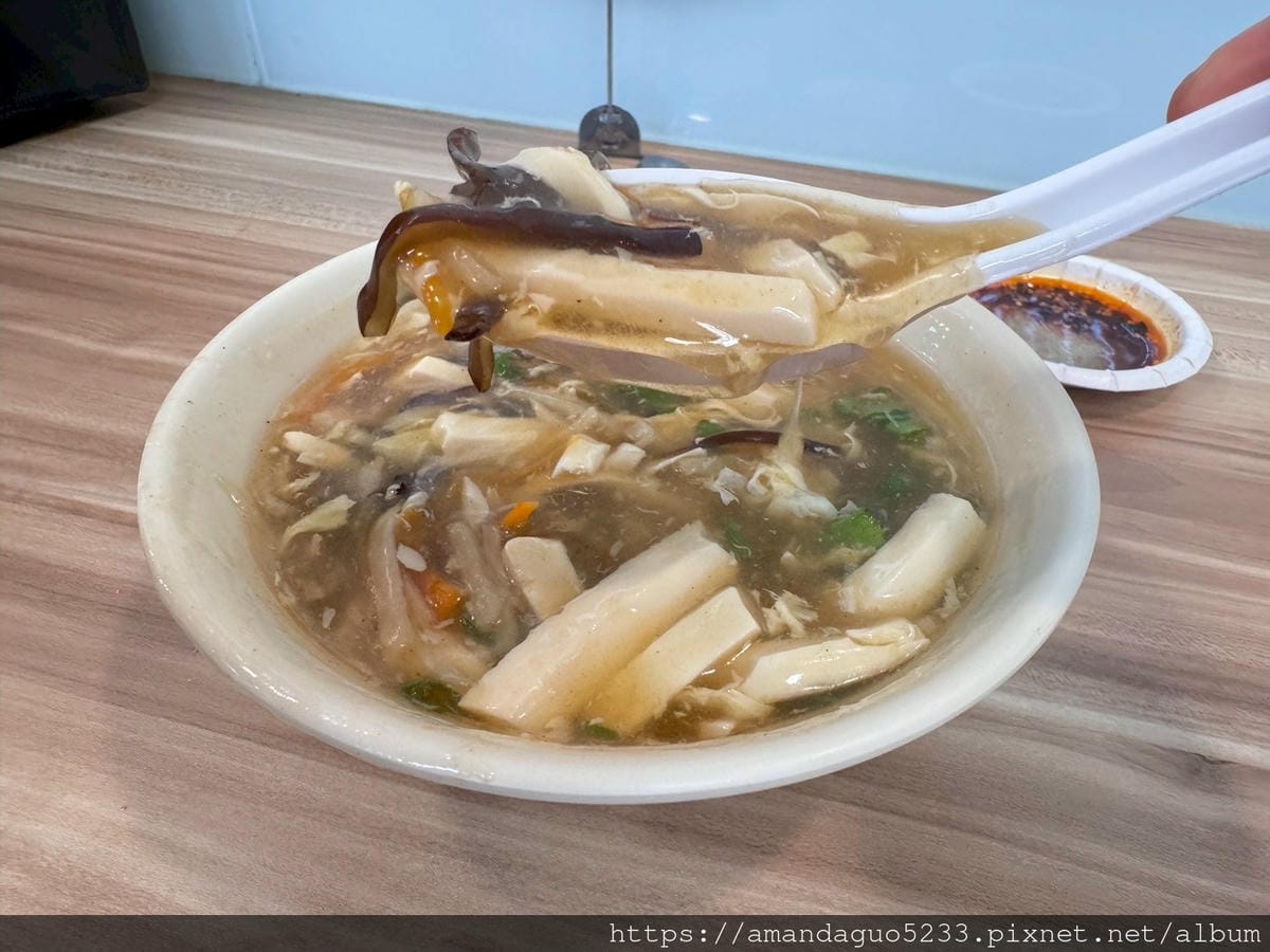 食記-台北市中山區福大蒸餃館中山站人氣蒸餃老店,觀光客