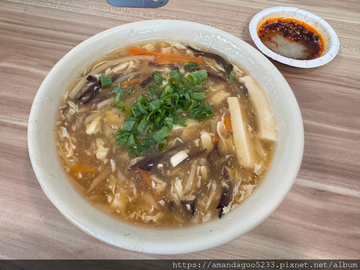 食記-台北市中山區福大蒸餃館中山站人氣蒸餃老店,觀光客