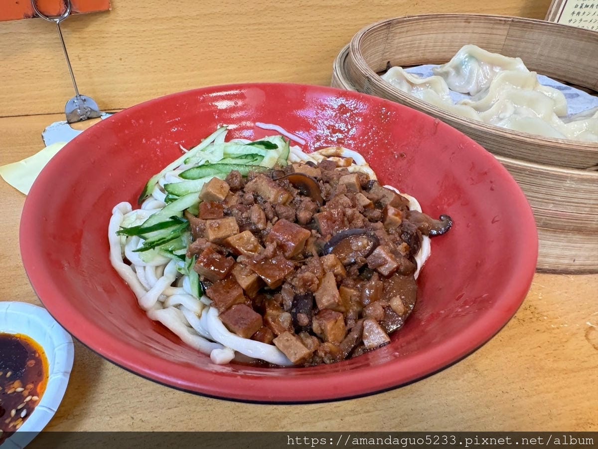 食記-台北市中山區福大蒸餃館中山站人氣蒸餃老店,觀光客