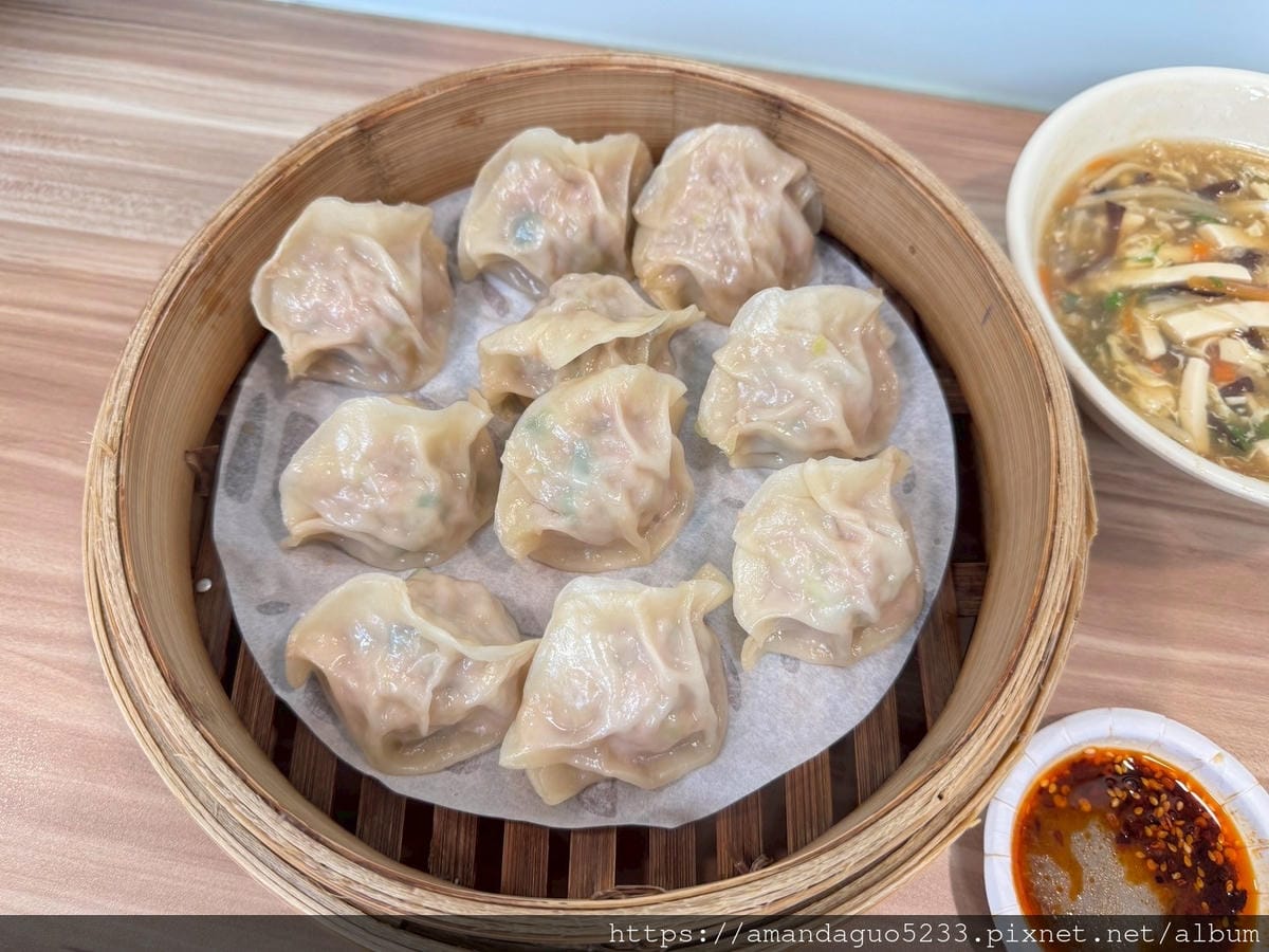 食記-台北市中山區福大蒸餃館中山站人氣蒸餃老店,觀光客