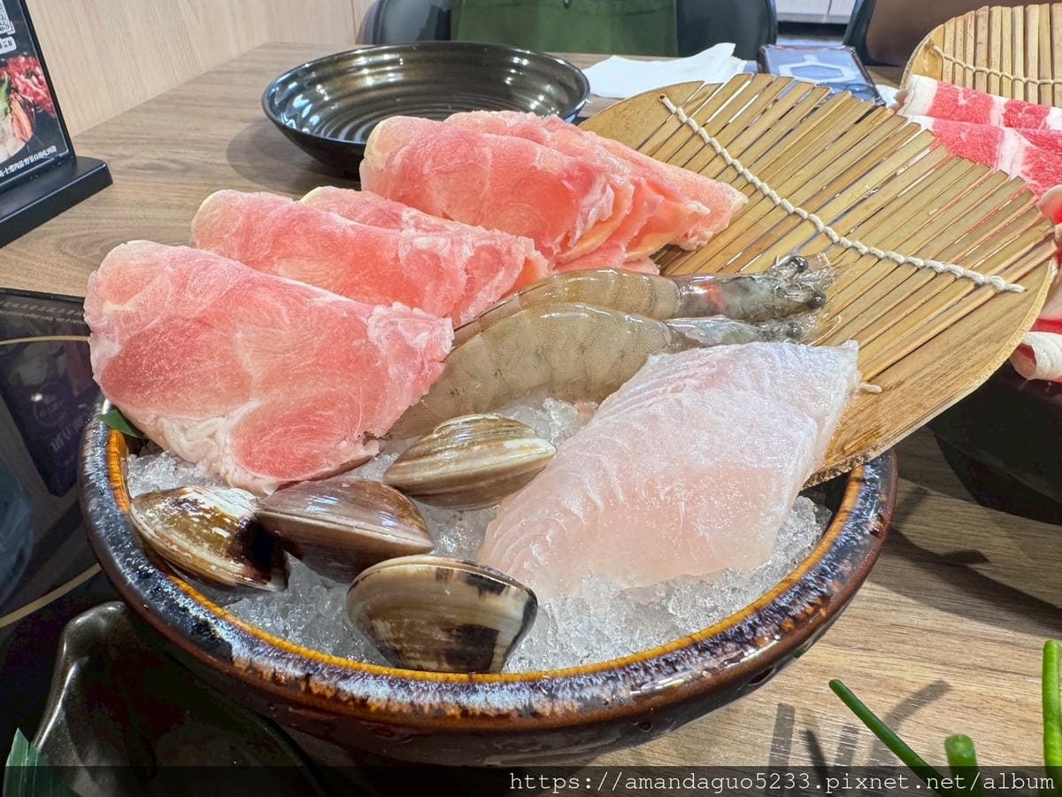 食記-台北市信義區 鮮牧火鍋市府店小而美的信義區火鍋店 食記-台北市信義區 鮮牧火鍋市府店小而美的信義區火鍋店