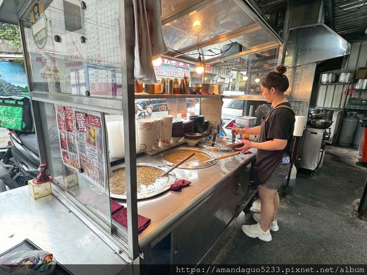 食記-新北市三重區國隆路北港生炒鴨肉羹菜寮站巷弄內經營 食記-新北市三重區國隆路北港生炒鴨肉羹菜寮站巷弄內經營