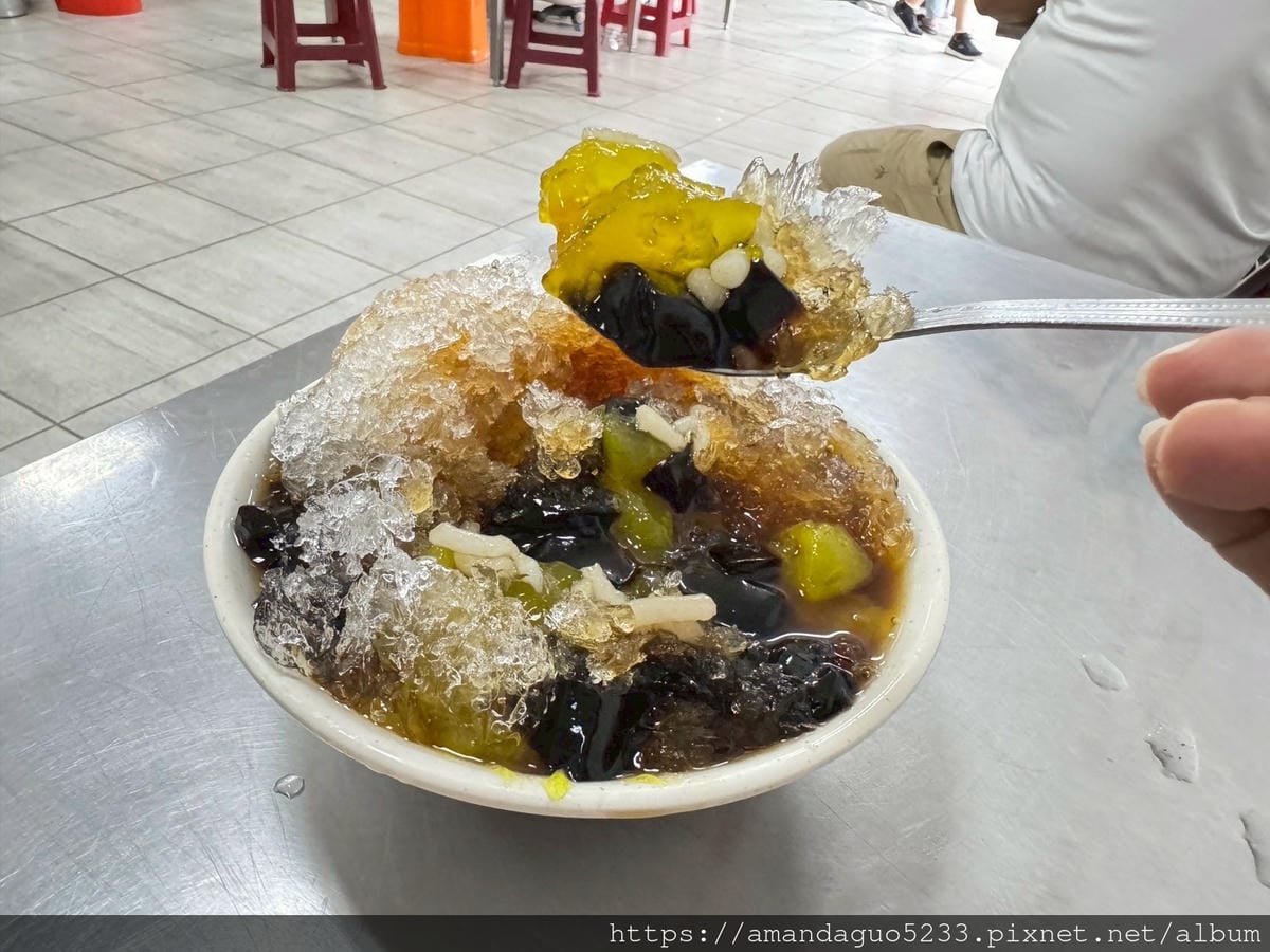 食記-新北市三重區趙平黑糖米苔目早上九點就開賣的人氣手