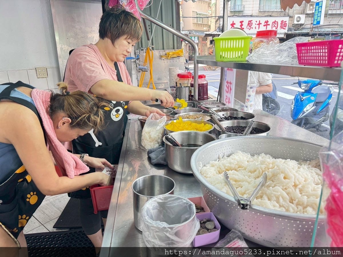 食記-新北市三重區趙平黑糖米苔目早上九點就開賣的人氣手