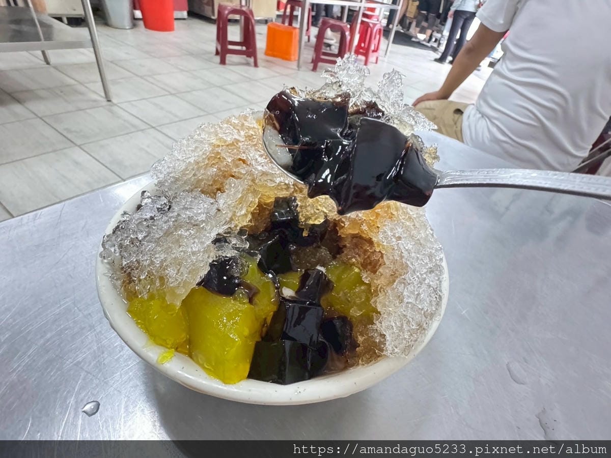 食記-新北市三重區趙平黑糖米苔目早上九點就開賣的人氣手