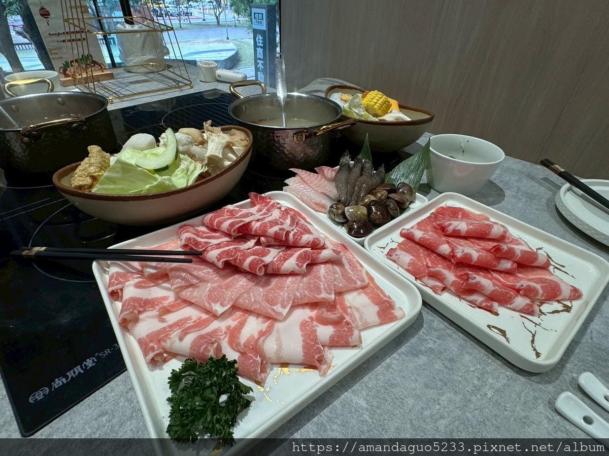 食記-桃園市桃園區老吳商行(原玖圍鍋物)藝文特區個人鍋 食記-桃園市桃園區老吳商行(原玖圍鍋物)藝文特區個人鍋