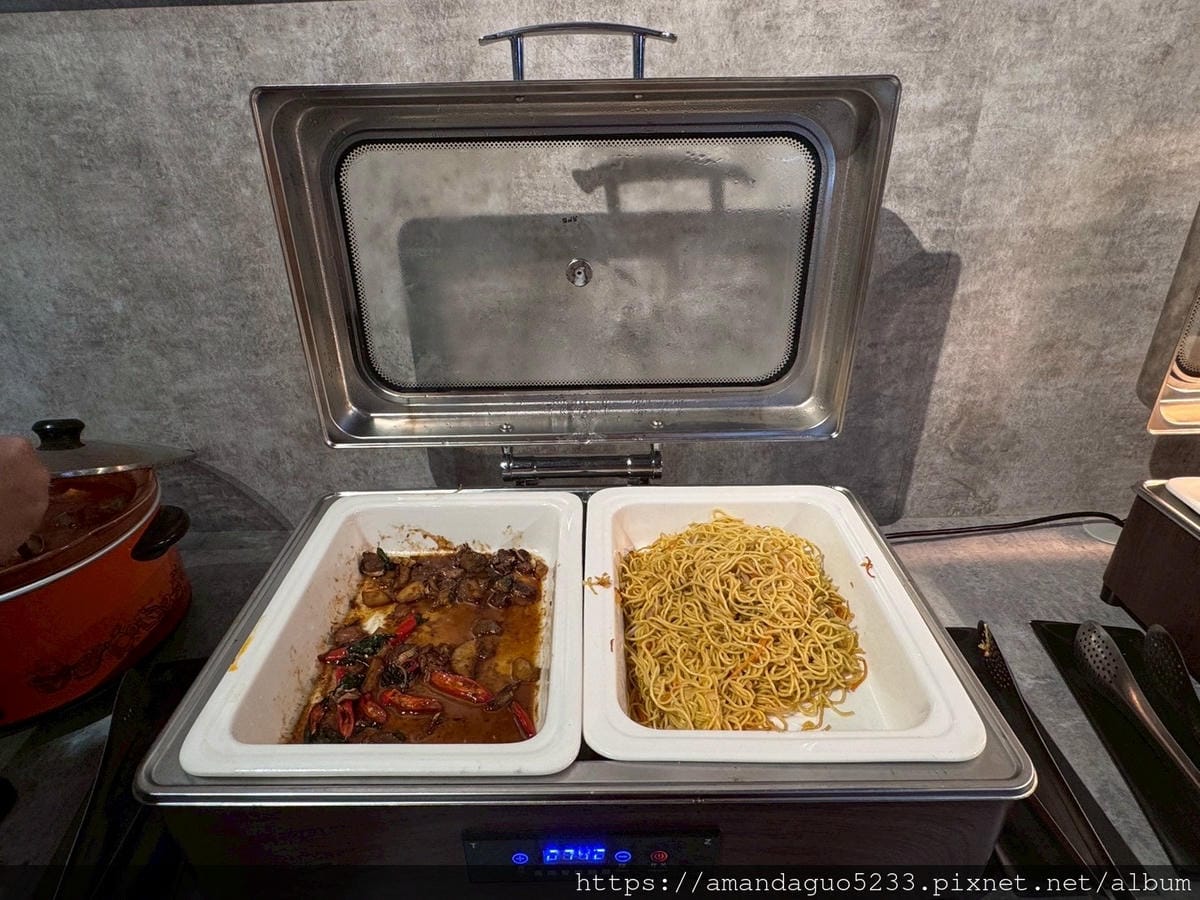 食記-桃園市桃園區老吳商行(原玖圍鍋物)藝文特區個人鍋 食記-桃園市桃園區老吳商行(原玖圍鍋物)藝文特區個人鍋