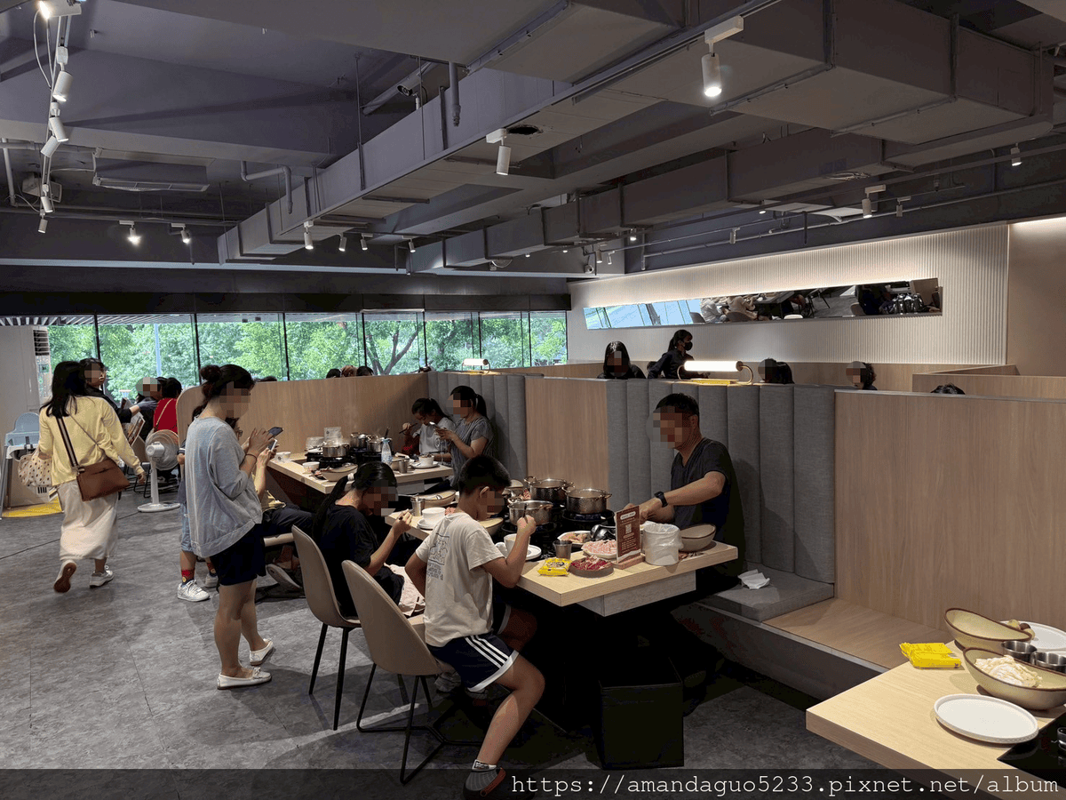 食記-桃園市桃園區老吳商行(原玖圍鍋物)藝文特區個人鍋 食記-桃園市桃園區老吳商行(原玖圍鍋物)藝文特區個人鍋