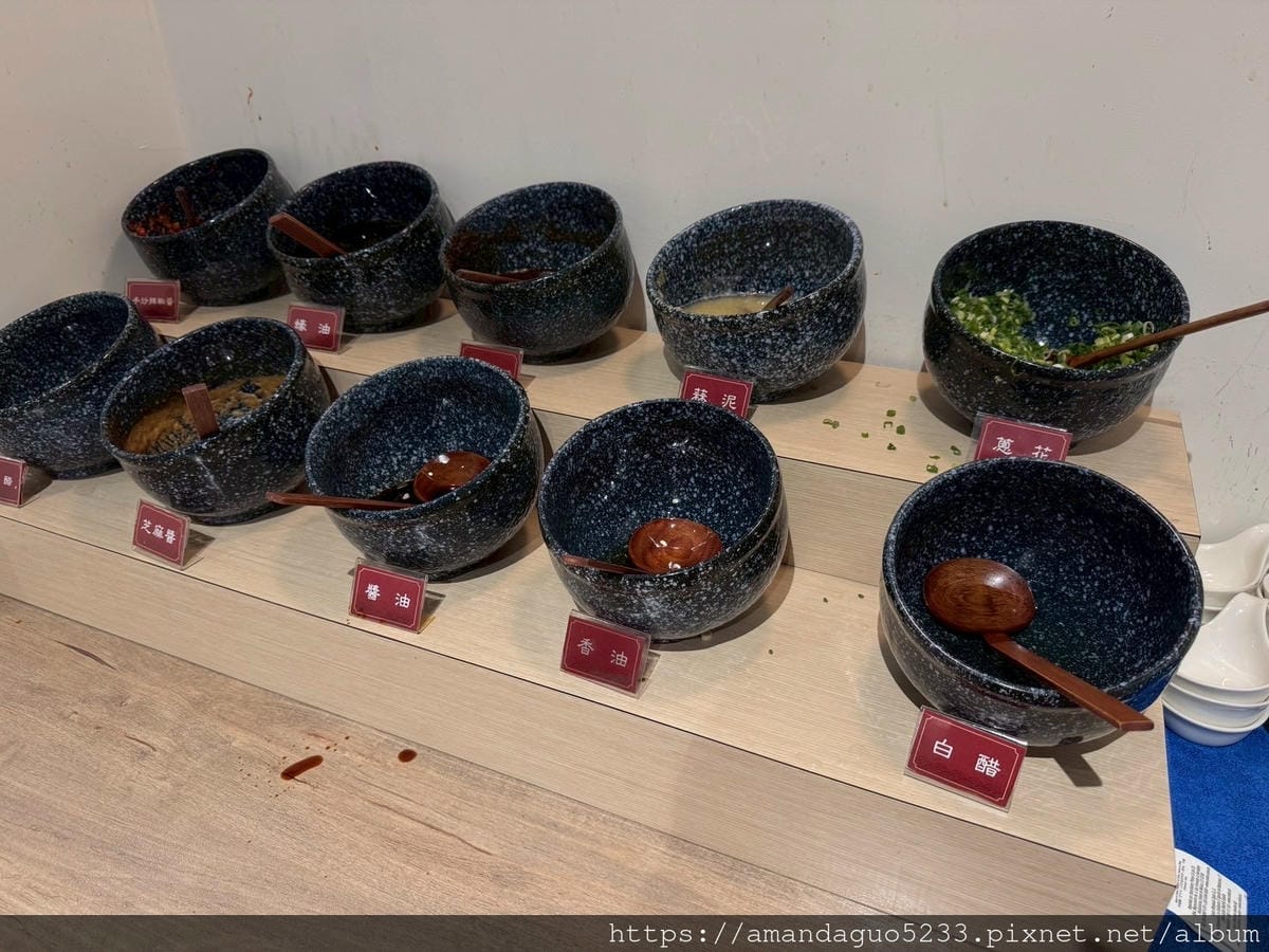 食記-桃園市桃園區老吳商行(原玖圍鍋物)藝文特區個人鍋 食記-桃園市桃園區老吳商行(原玖圍鍋物)藝文特區個人鍋