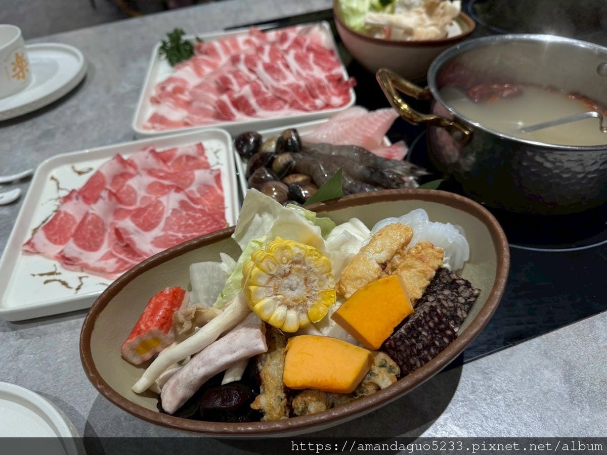 食記-桃園市桃園區老吳商行(原玖圍鍋物)藝文特區個人鍋 食記-桃園市桃園區老吳商行(原玖圍鍋物)藝文特區個人鍋
