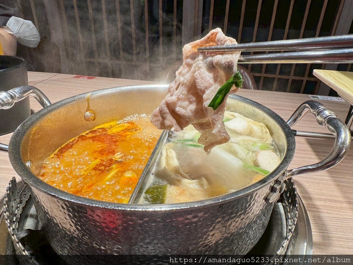 食記-台北市萬華區肉之間大盤肉幸福鍋物(西門成都店)一 食記-台北市萬華區肉之間大盤肉幸福鍋物(西門成都店)一