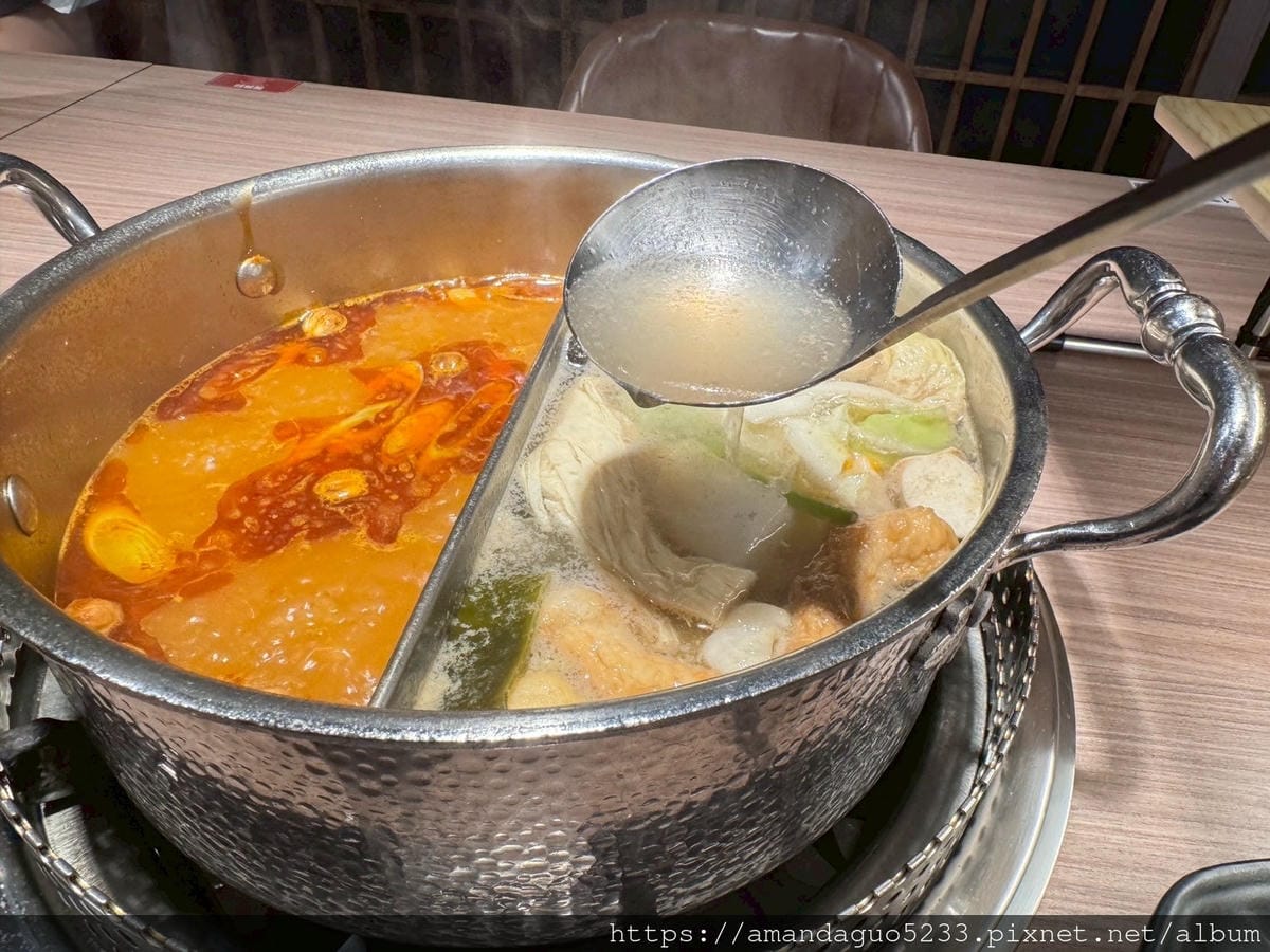 食記-台北市萬華區肉之間大盤肉幸福鍋物(西門成都店)一 食記-台北市萬華區肉之間大盤肉幸福鍋物(西門成都店)一