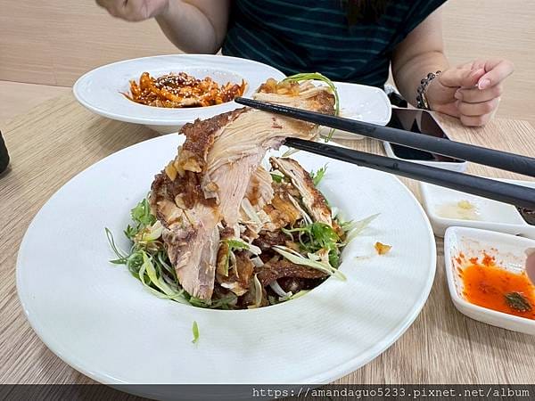 食記-新北市新莊區 新村館韓式中華料理小菜無限續,平實 食記-新北市新莊區 新村館韓式中華料理小菜無限續,平實
