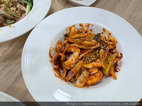 食記-新北市新莊區 新村館韓式中華料理小菜無限續,平實 食記-新北市新莊區 新村館韓式中華料理小菜無限續,平實