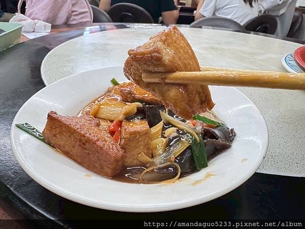 食記-台東縣台東市南北餃子館台東人氣大顆蒸餃,內餡飽滿