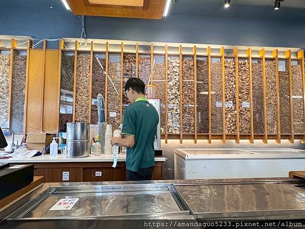 食記-台東縣台東市老東芳青草茶(創始總店)台東縣限定版