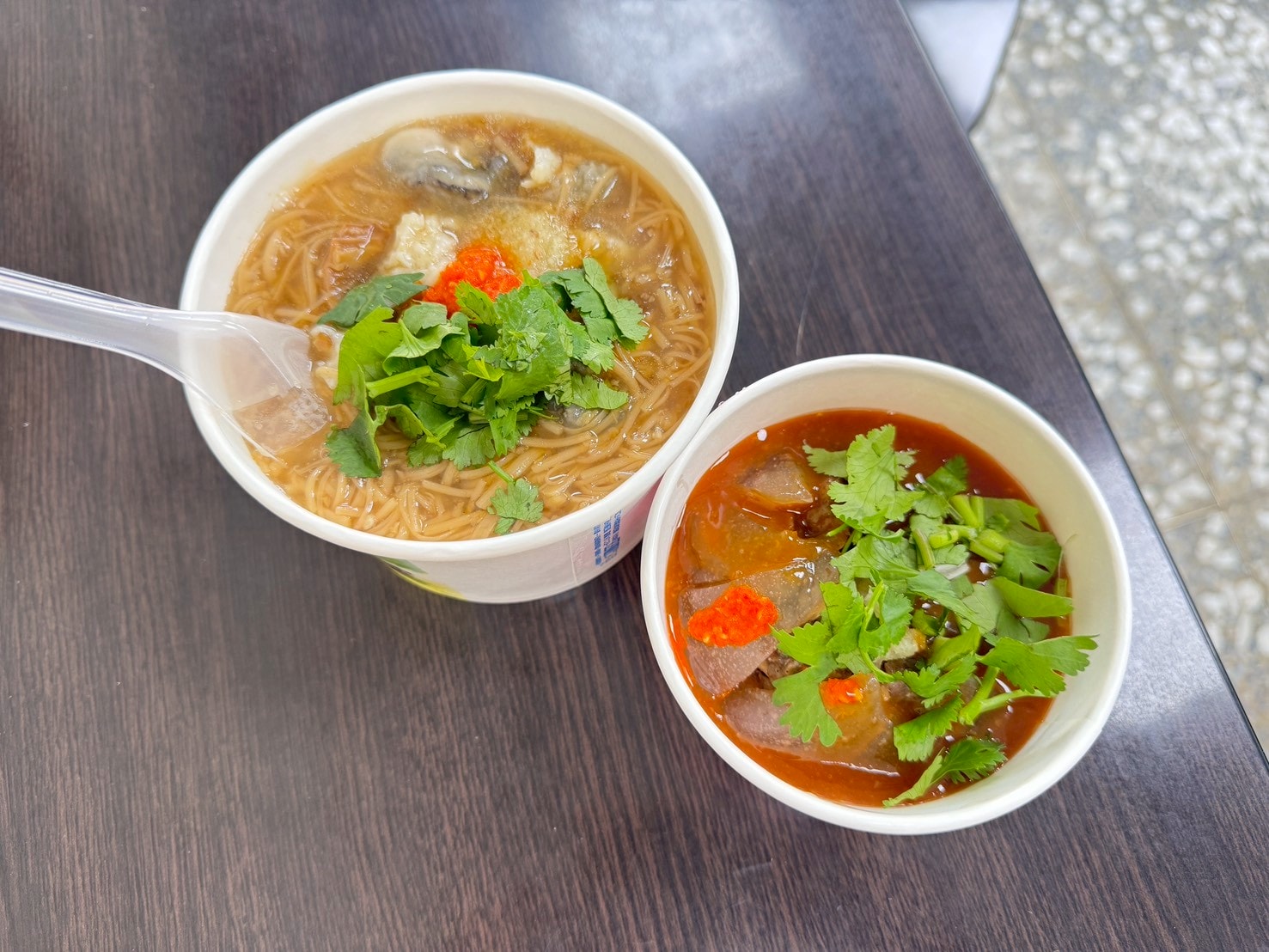 |食記-新北市蘆洲區|吳興蚵仔大腸麵線(蘆洲空大店)|蘆洲空大美味麵線店,大腸鹹香蚵仔鮮甜必來一碗,肉圓與甜不辣也各有支持者喔~ - 第7張圖 |食記-新北市蘆洲區|吳興蚵仔大腸麵線(蘆洲空大店)|蘆洲空大美味麵線店,大腸鹹香蚵仔鮮甜必來一碗,肉圓與甜不辣也各有支持者喔~