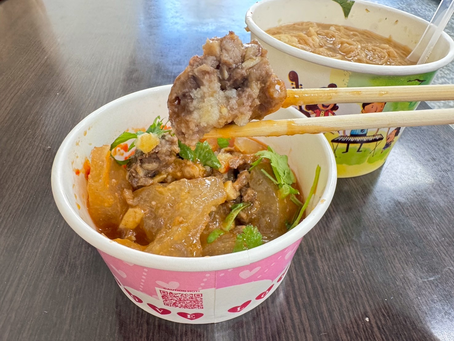 |食記-新北市蘆洲區|吳興蚵仔大腸麵線(蘆洲空大店)|蘆洲空大美味麵線店,大腸鹹香蚵仔鮮甜必來一碗,肉圓與甜不辣也各有支持者喔~ - 第13張圖 |食記-新北市蘆洲區|吳興蚵仔大腸麵線(蘆洲空大店)|蘆洲空大美味麵線店,大腸鹹香蚵仔鮮甜必來一碗,肉圓與甜不辣也各有支持者喔~
